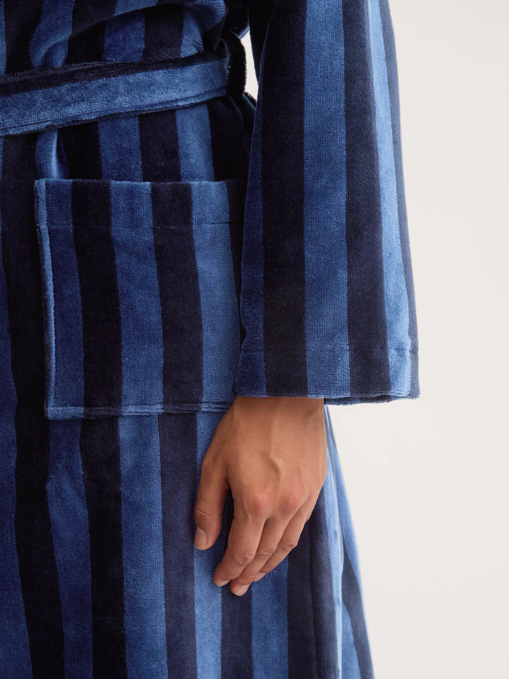 Men's Bathrobe Aston Terry Cotton Navy & Black - Image 5