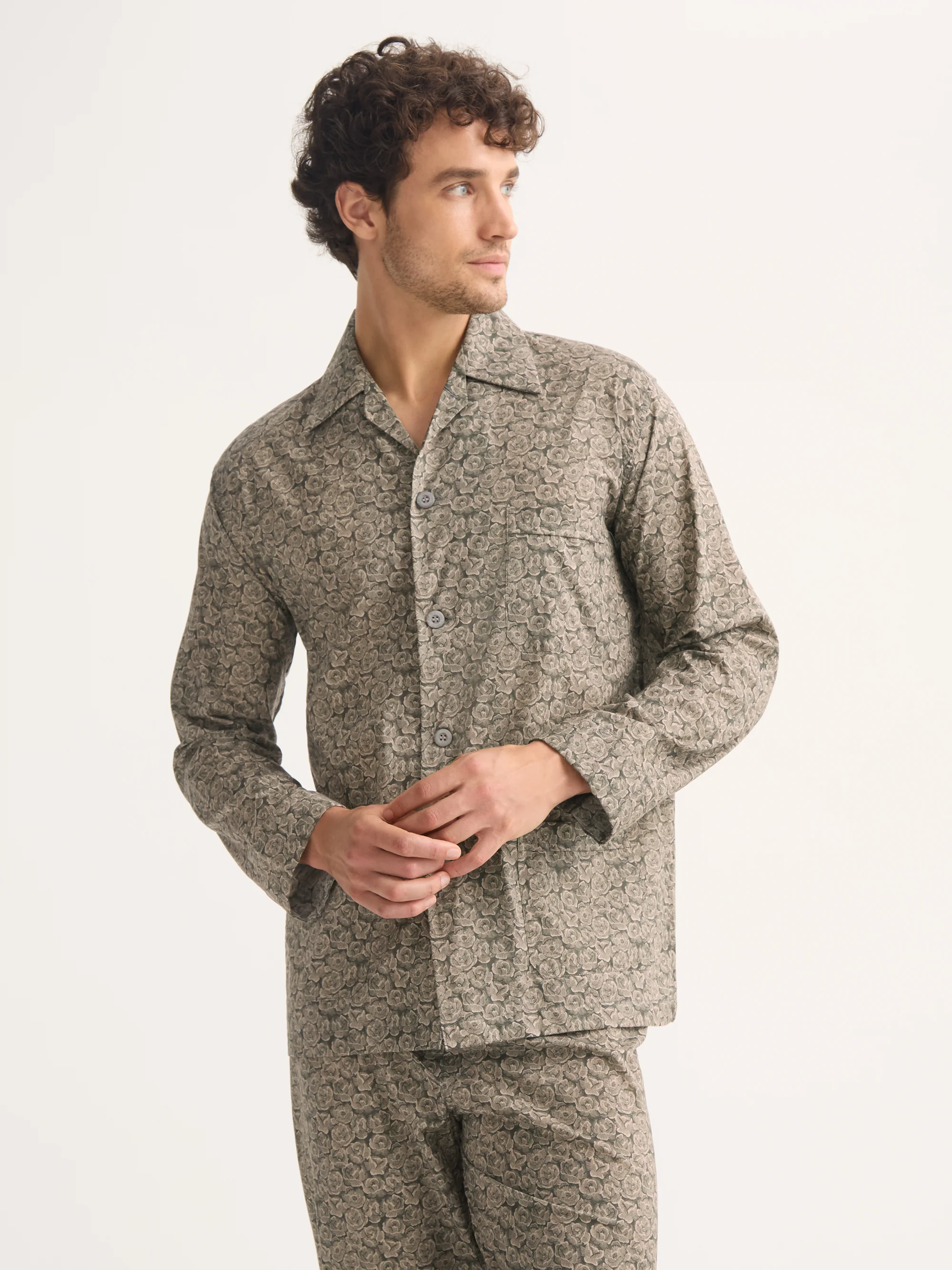 Men's Classic Fit Pyjamas Cotton Batiste Camo Green Rose Print - Image 4