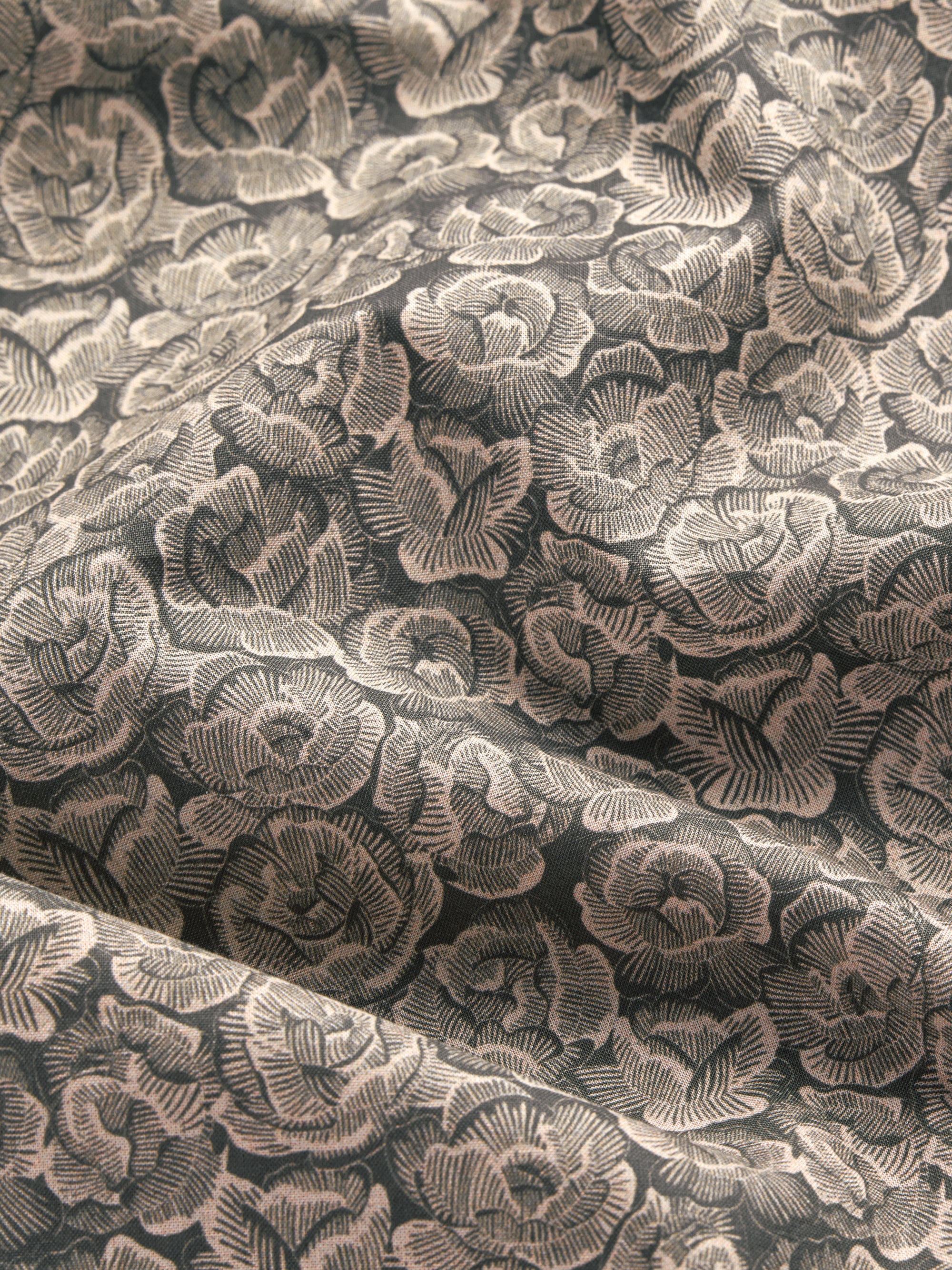 Men's Lounge Shorts Cotton Batiste Camo Green Rose Print - Image 6