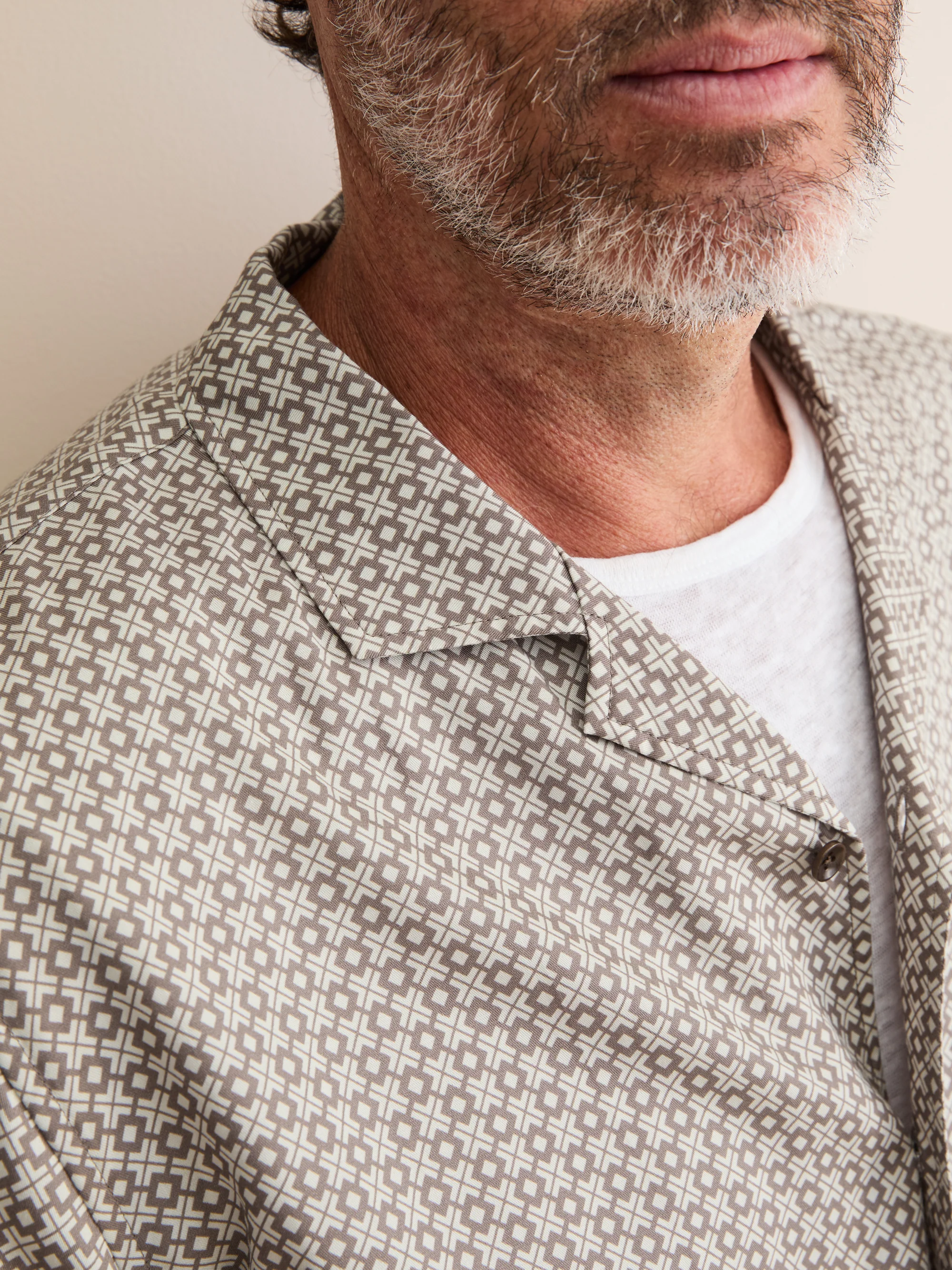 Men's Short Sleeve Shirt London Geo Cross Taupe - Image 4