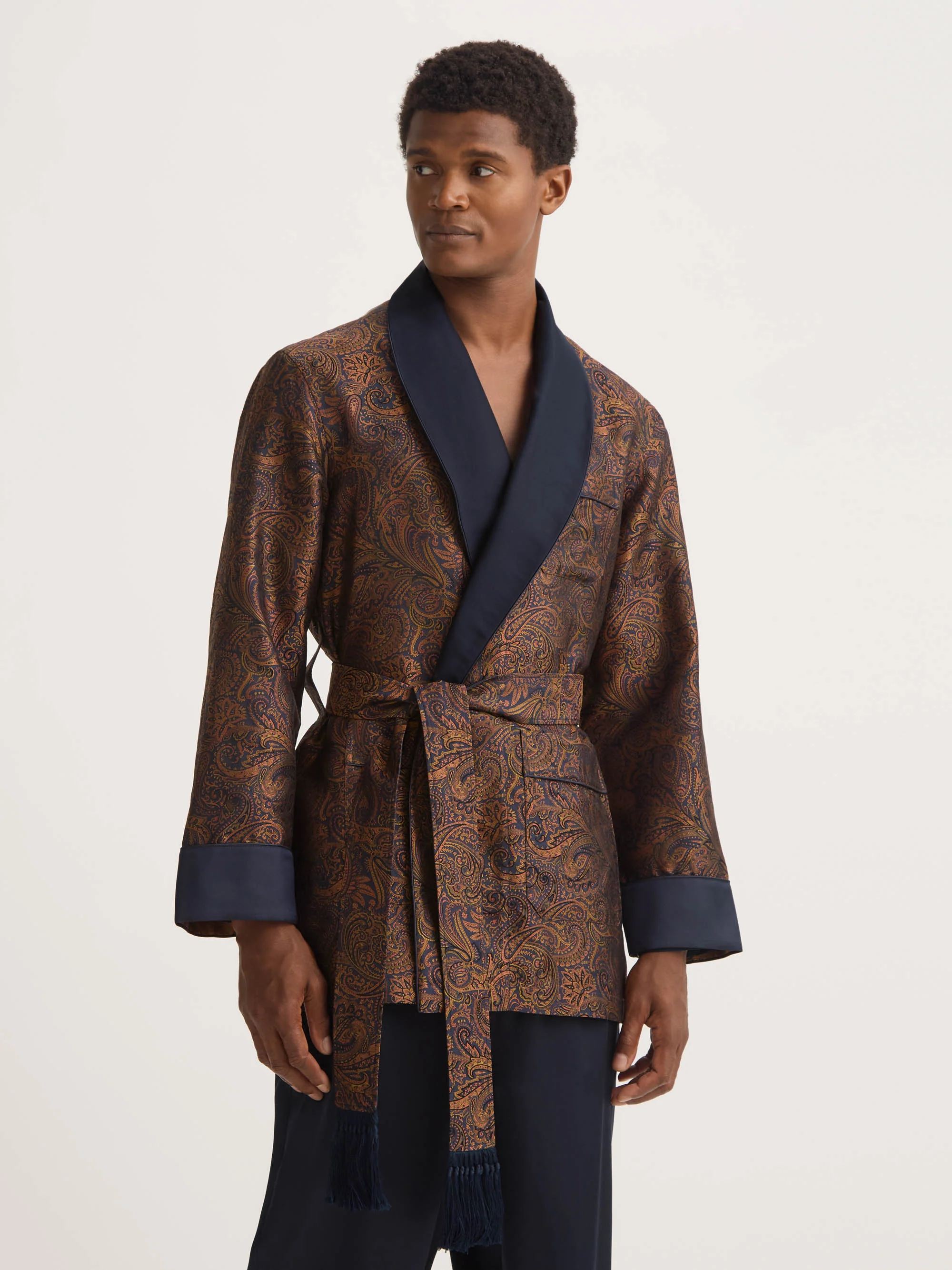 Men's Smoking Jacket Silk Jacquard Navy Blue & Antique Gold Paisley Weave - Image 4