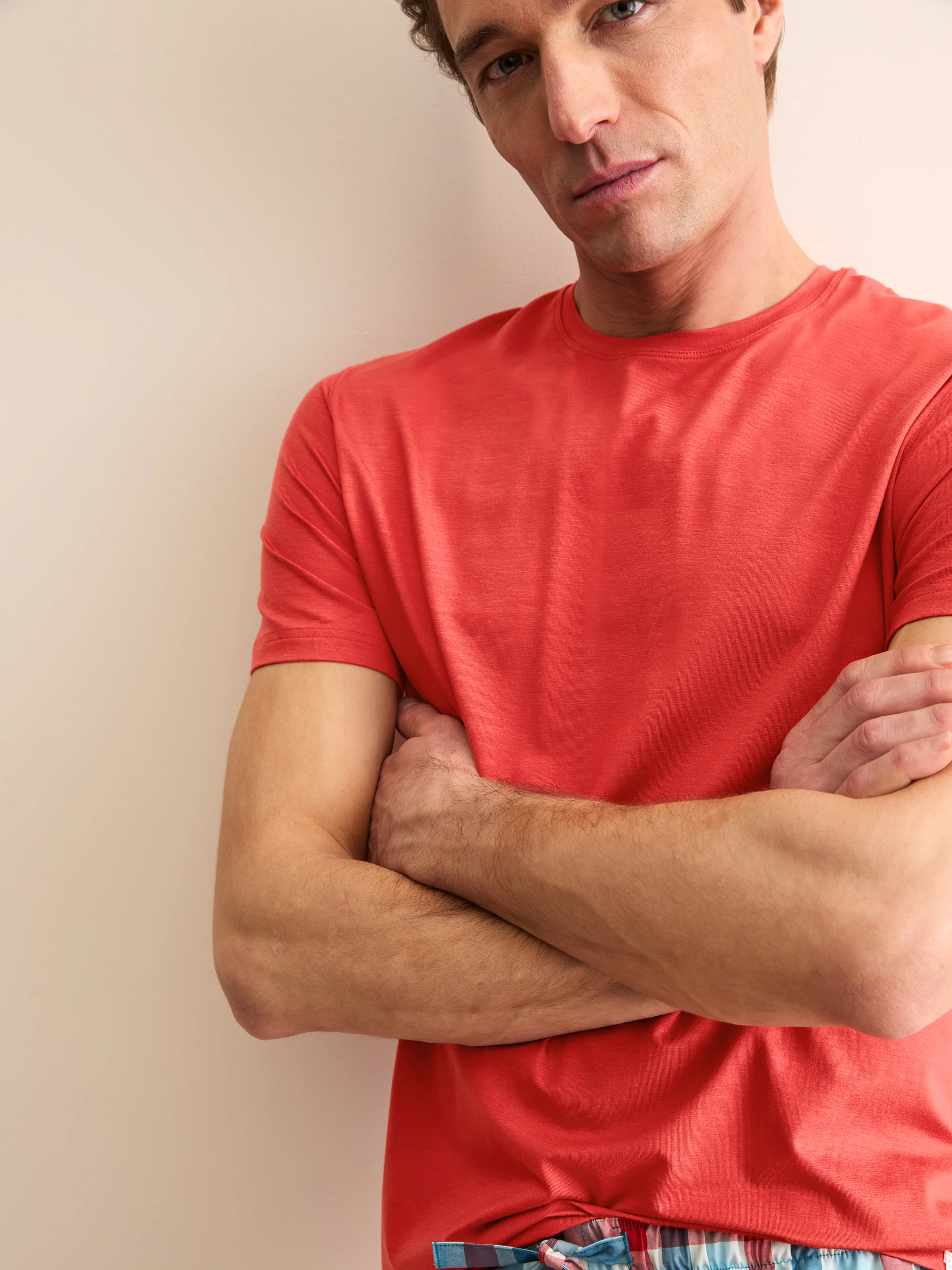 Men's T-Shirt Basel Micro Modal Stretch Rich Red - Image 4