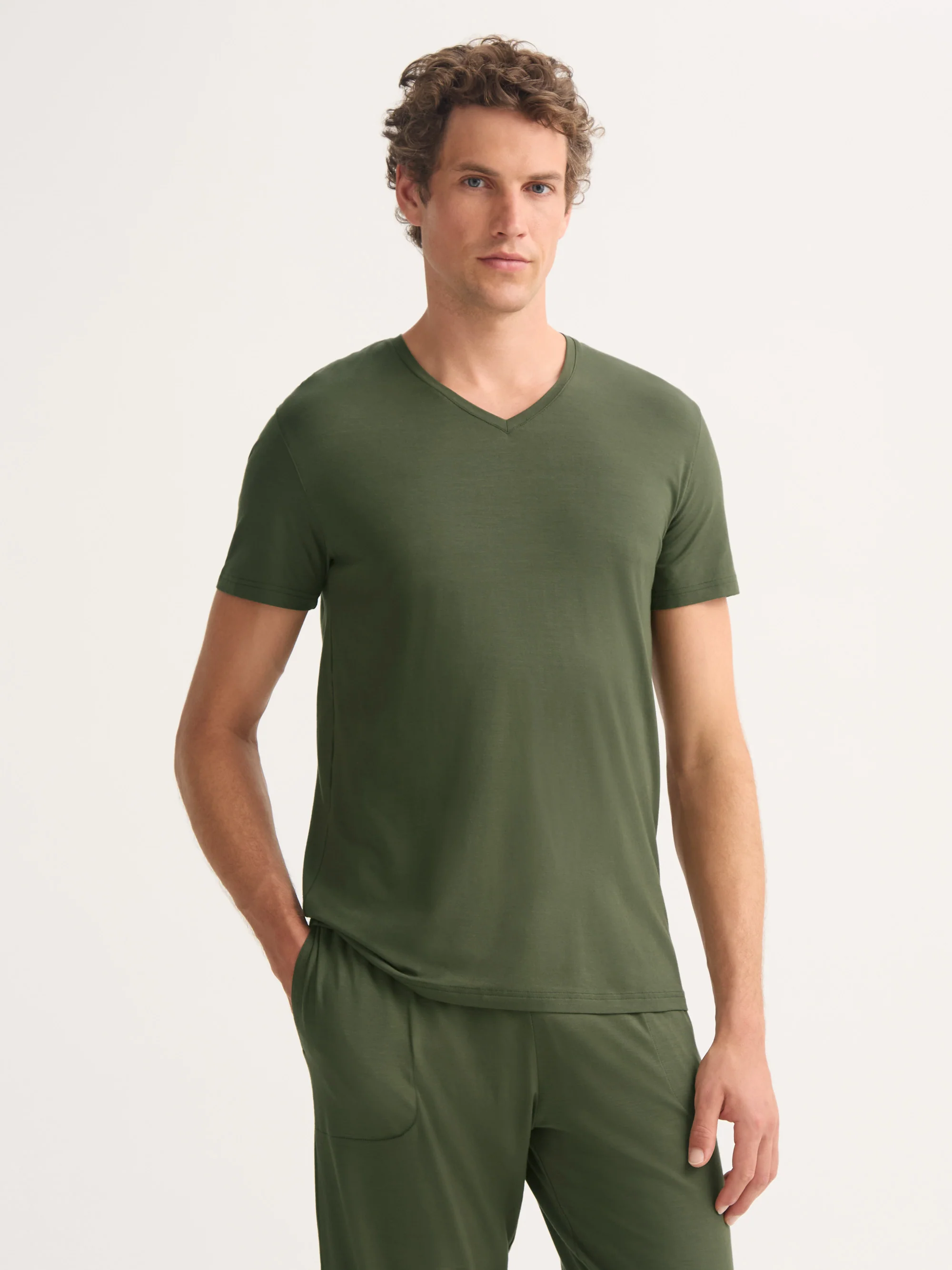 Men's V-Neck T-Shirt Basel Micro Modal Stretch Evergreen - Image 4