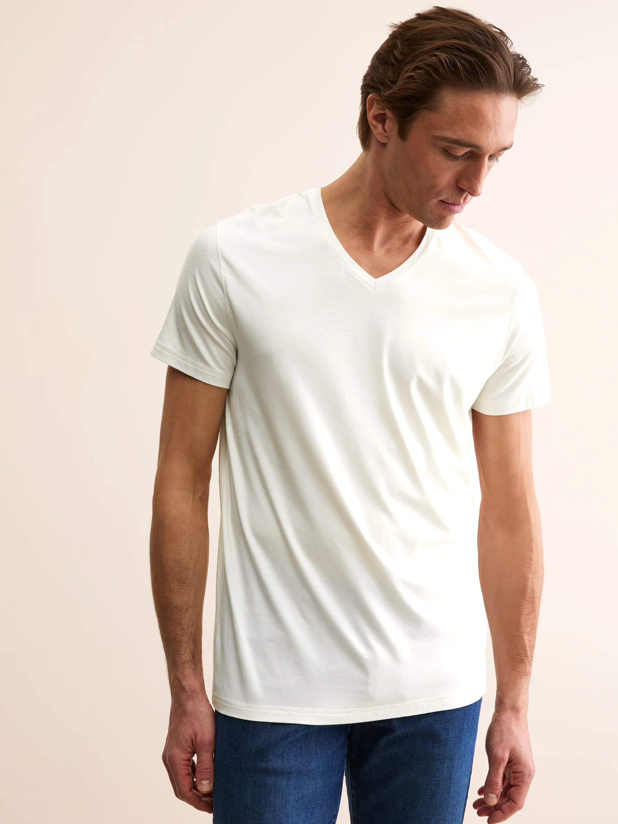Men's V-Neck T-Shirt Basel Micro Modal Stretch Vanilla - Image 3
