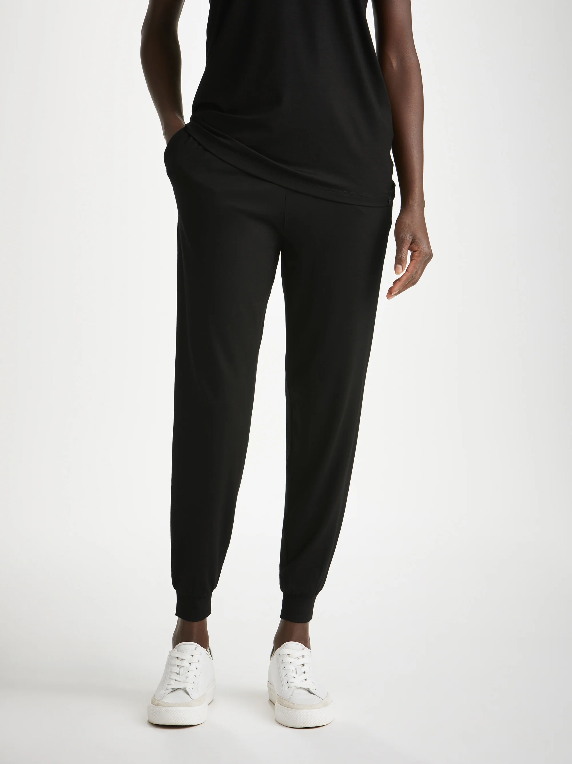 Women's Basel Pullover Hoodie and Sweatpants Black Set - Image 3