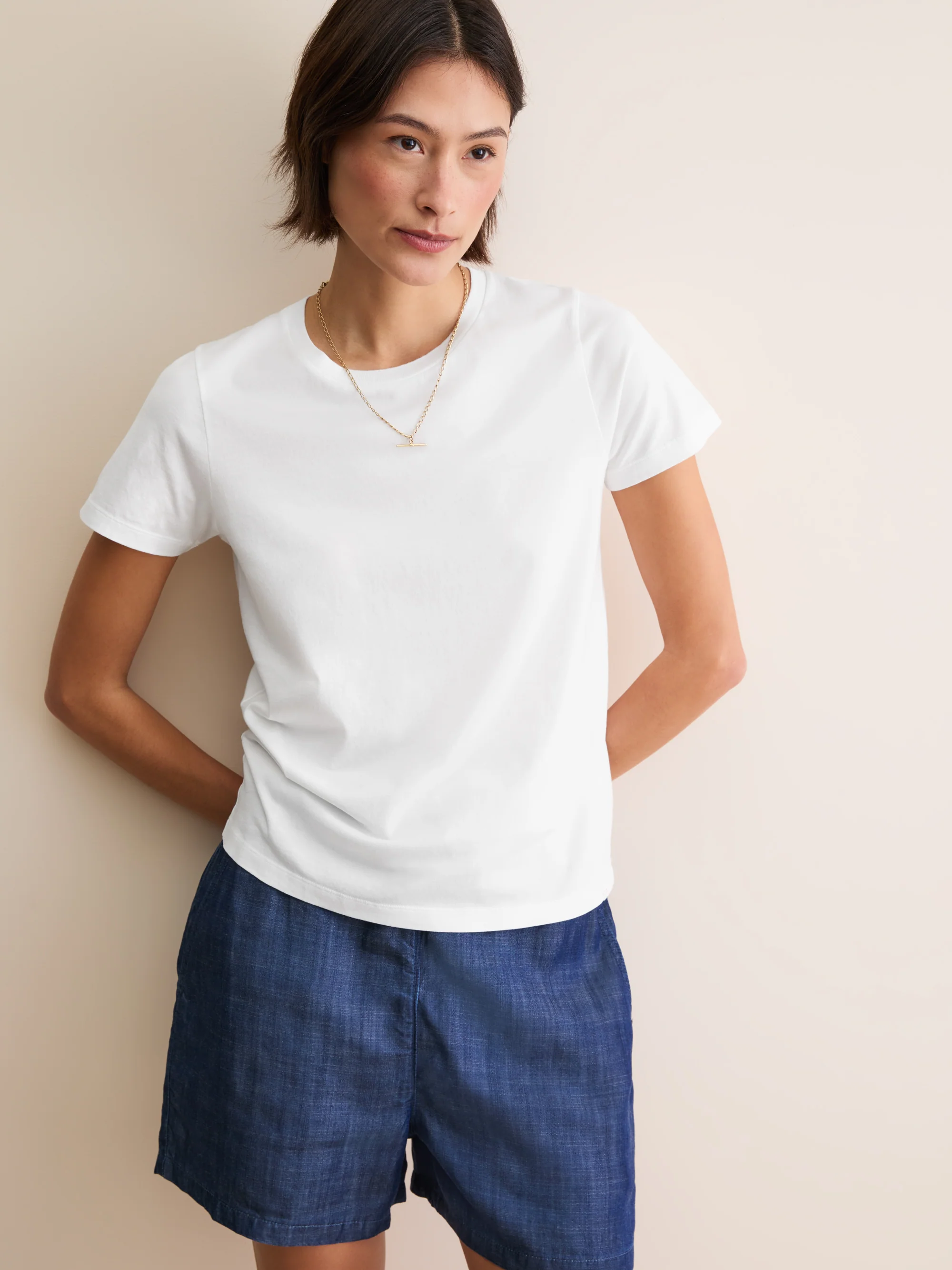 Women's Crew Neck T-Shirt Cotton White - Image 2