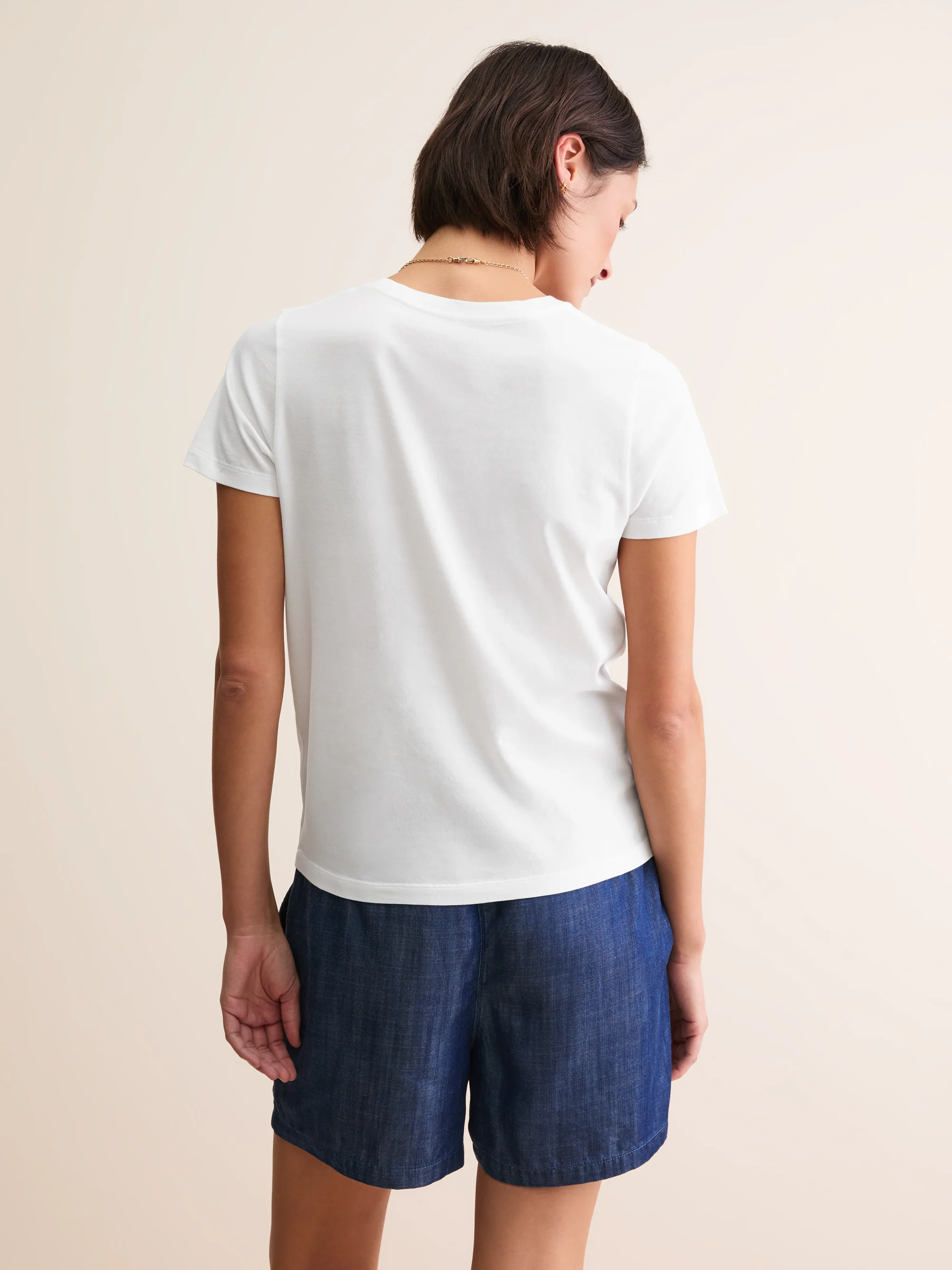 Women's Crew Neck T-Shirt Cotton White - Image 3
