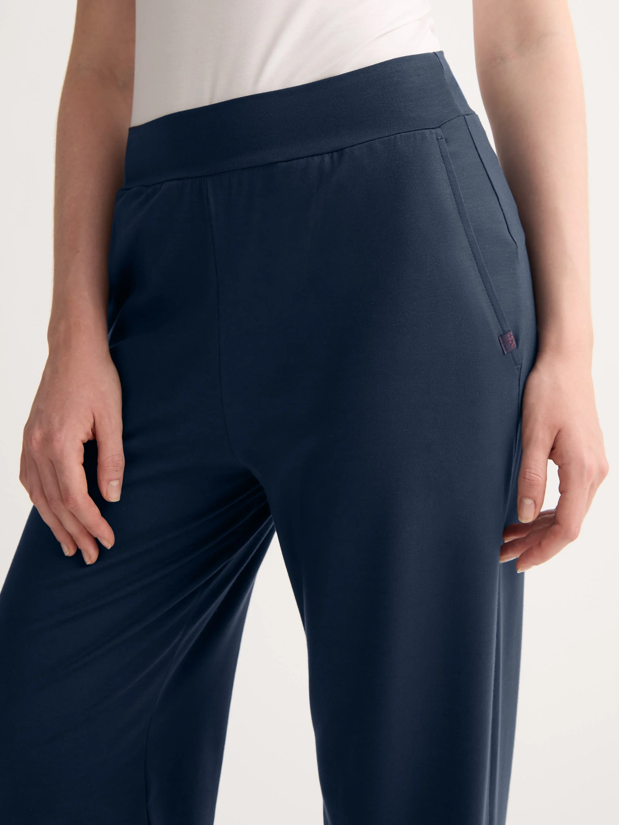 Women's Lounge Trousers Basel Micro Modal Stretch Navy - Image 4
