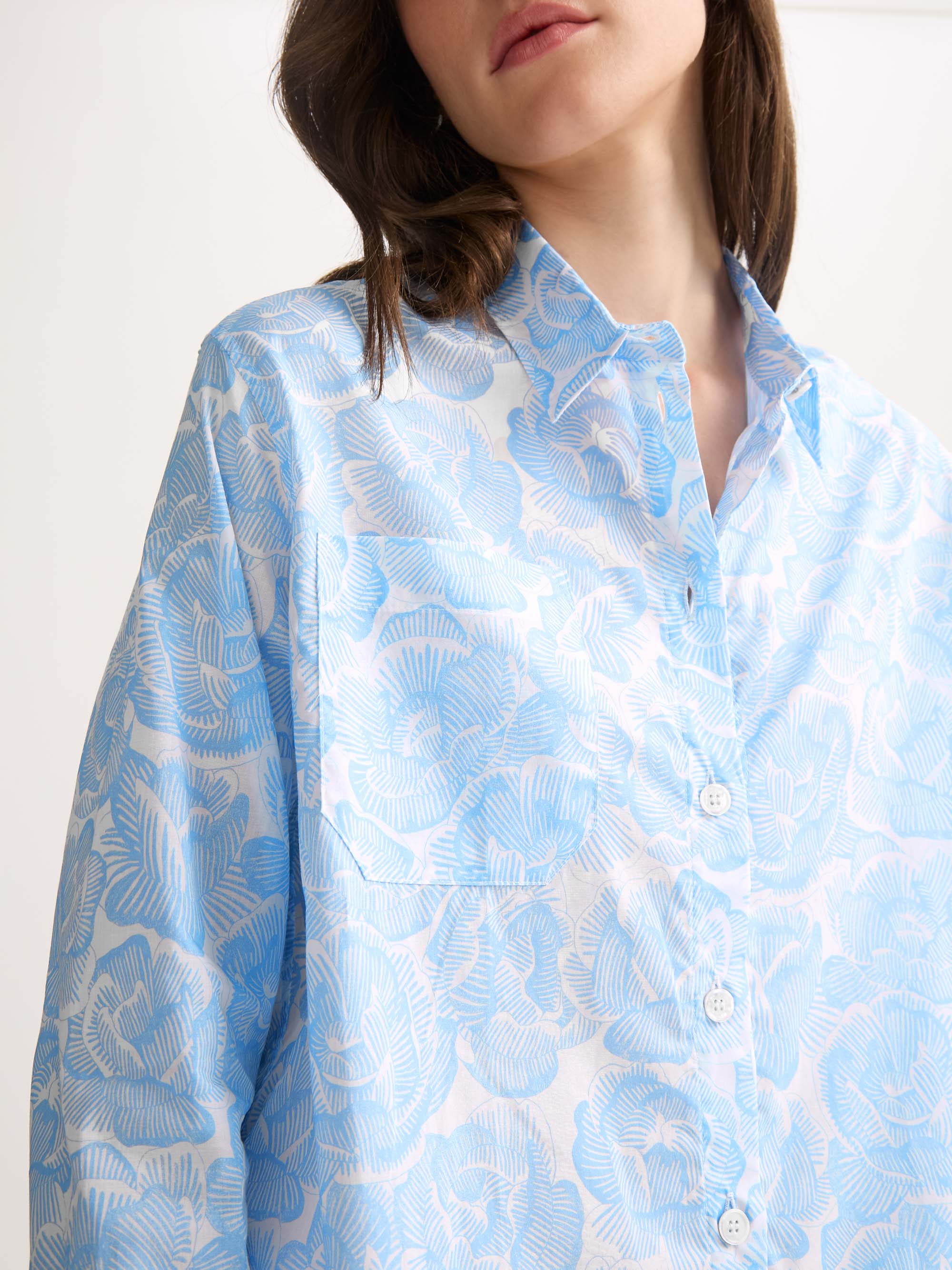 Women's Nightshirt Cotton Batiste Light Blue & White Rose Print - Image 5