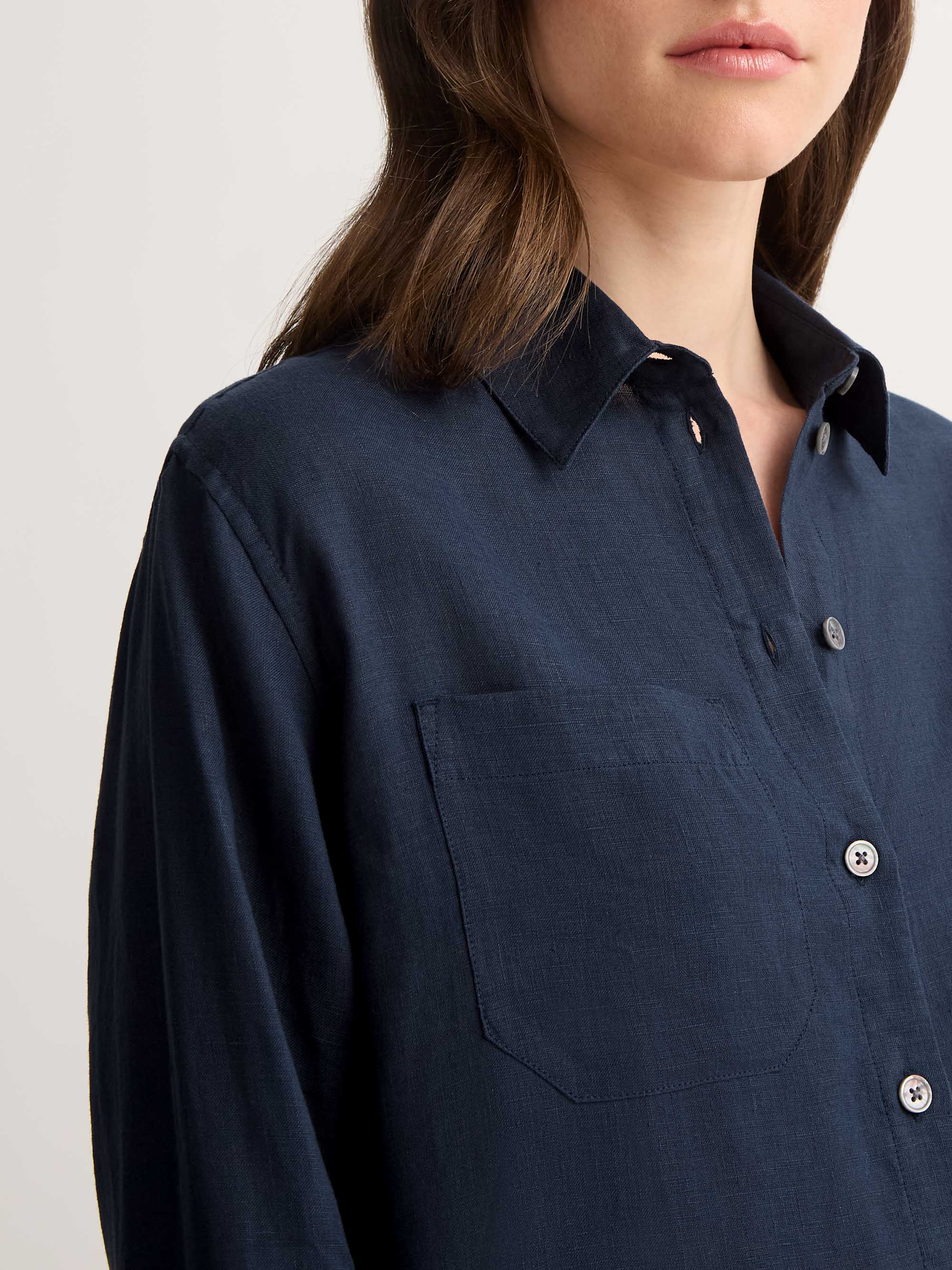 Women's Longline Shirt Sicily Linen Navy - Image 4