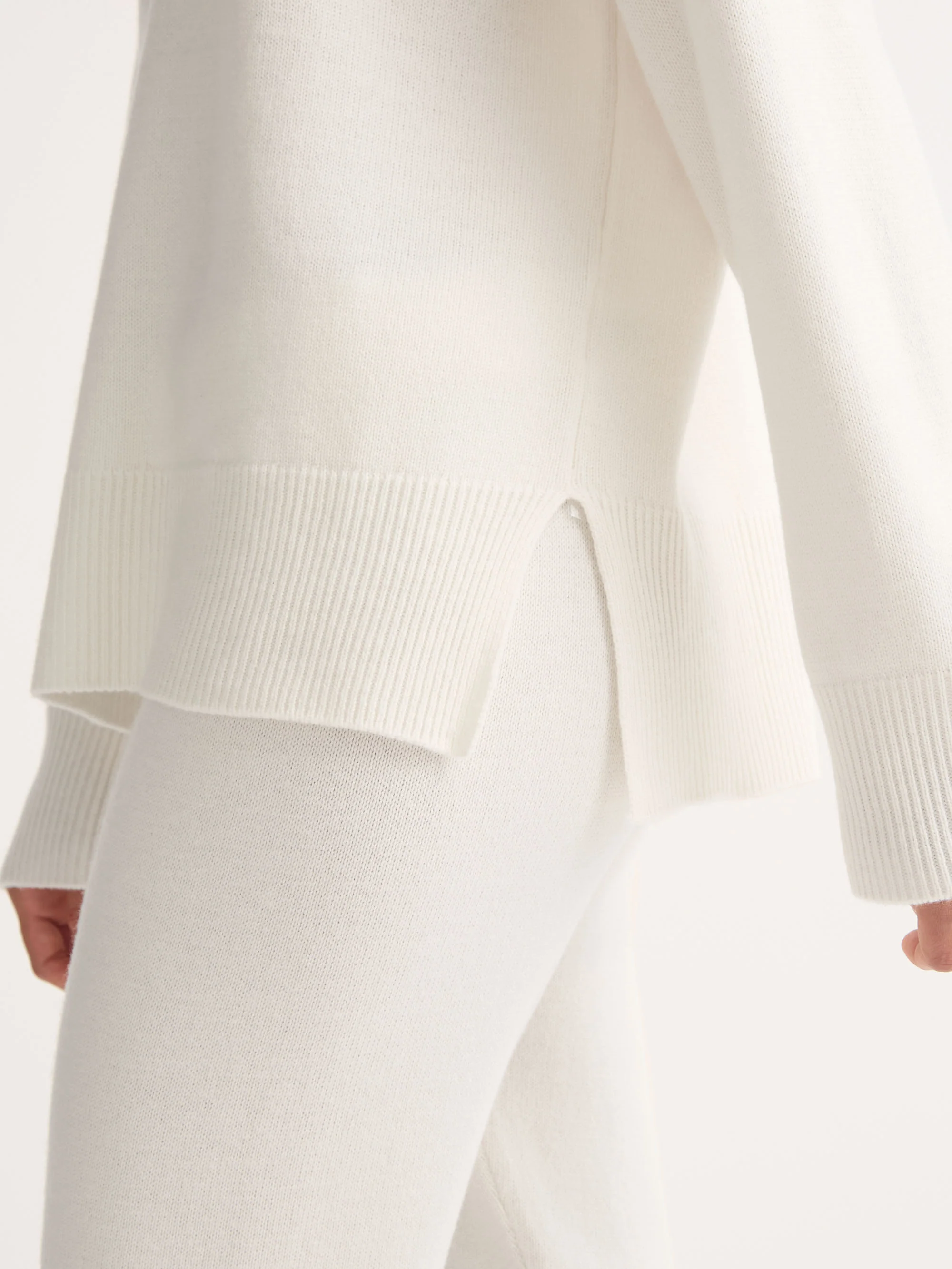 Women's Sweater Daphne Cashmere White - Image 5