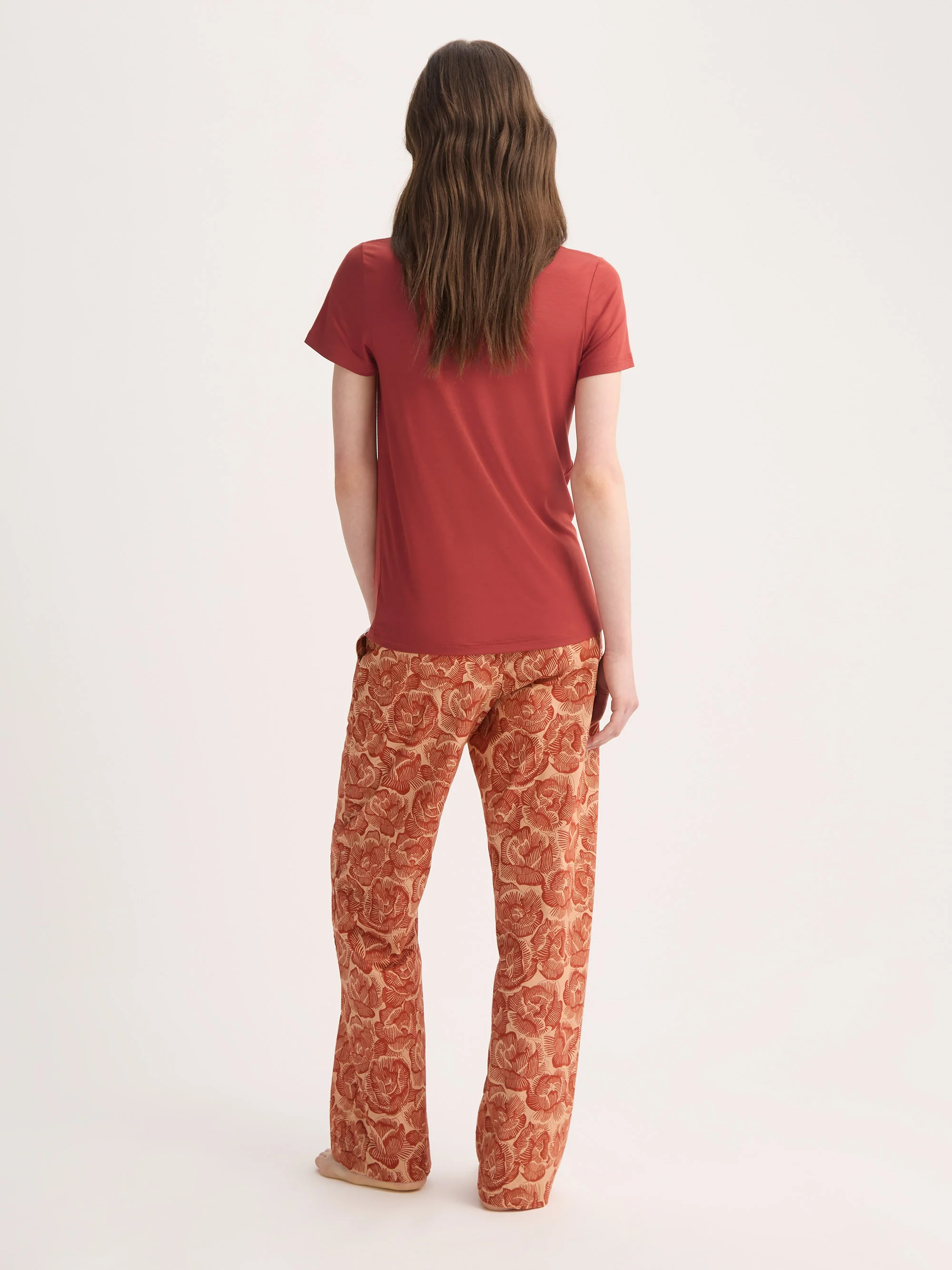 Women's T-Shirt Lara Micro Modal Stretch Rose Red - Image 2