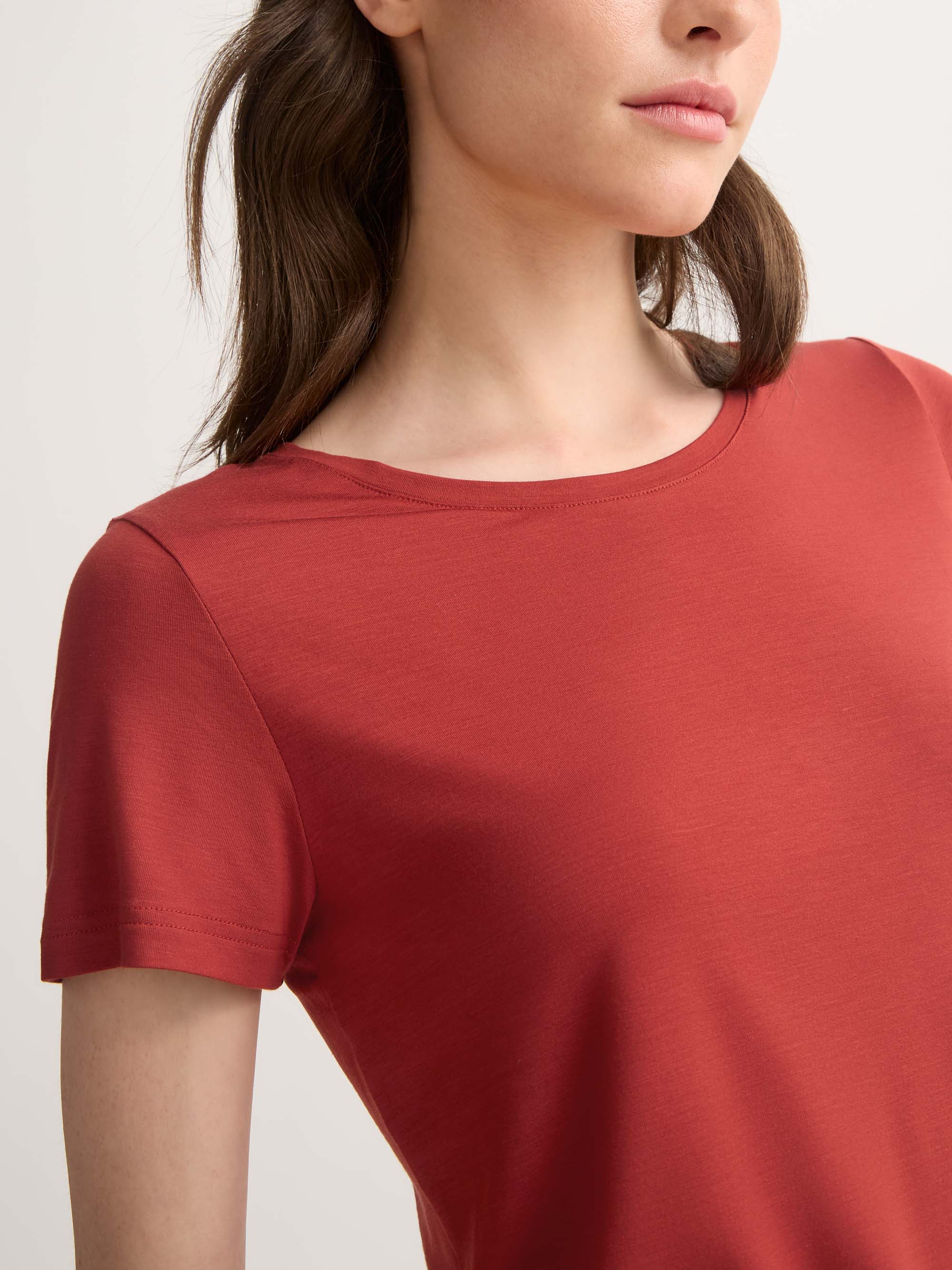 Women's T-Shirt Lara Micro Modal Stretch Rose Red - Image 4