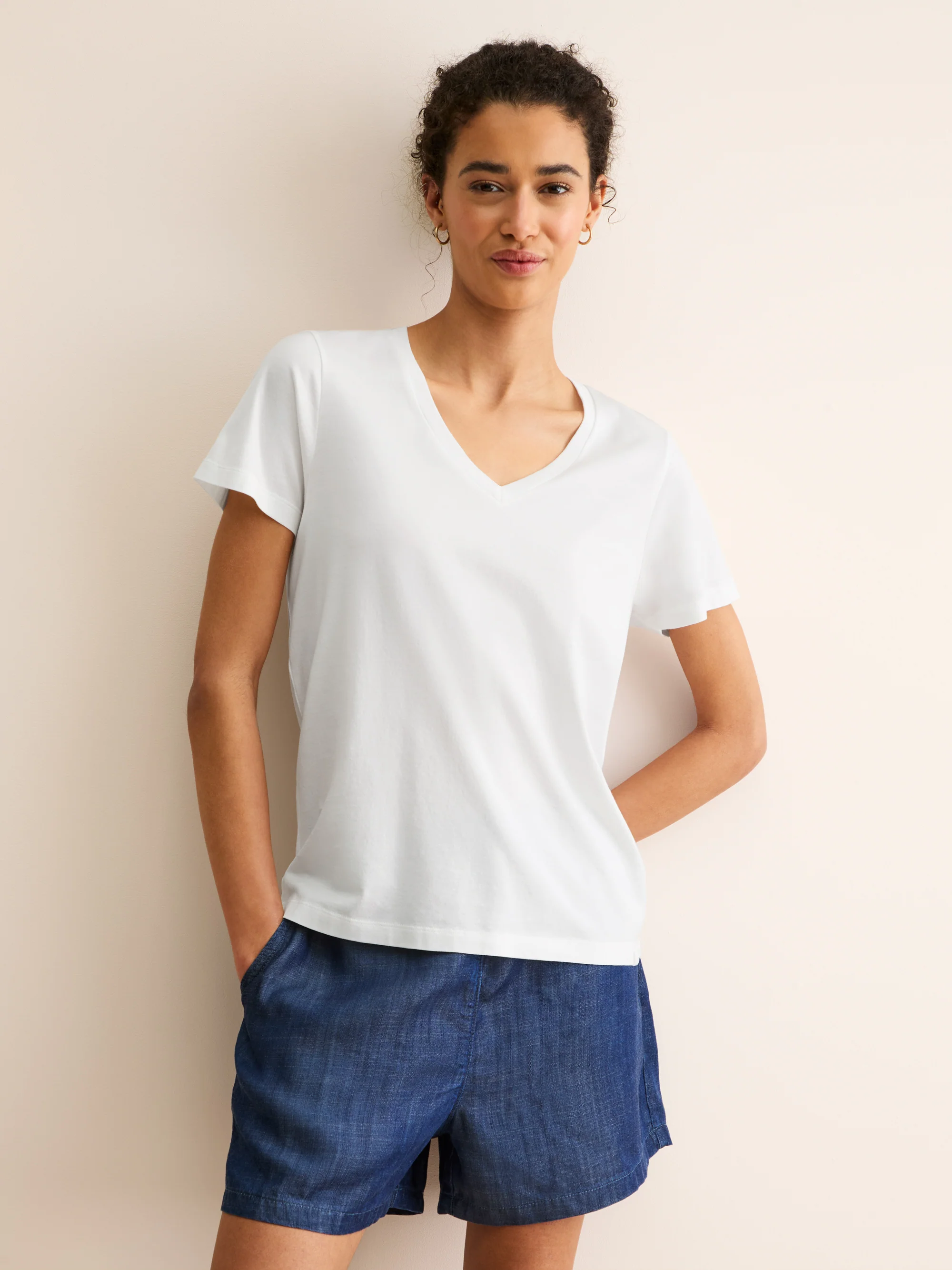 Women's V-Neck T-Shirt Cotton White - Image 3